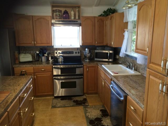 92-528 Uhiuala Street