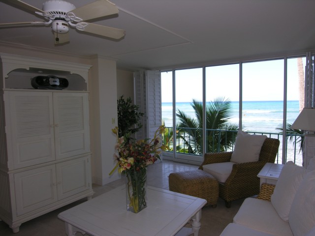 2999 Kalakaua Avenue  Unit 202