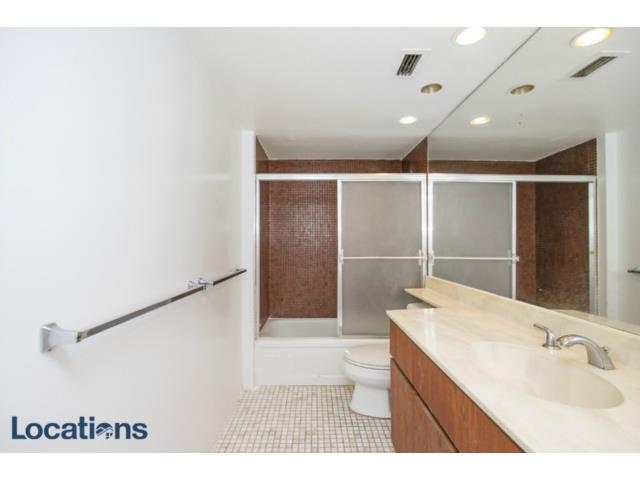 583 Kamoku Street  Unit 2807
