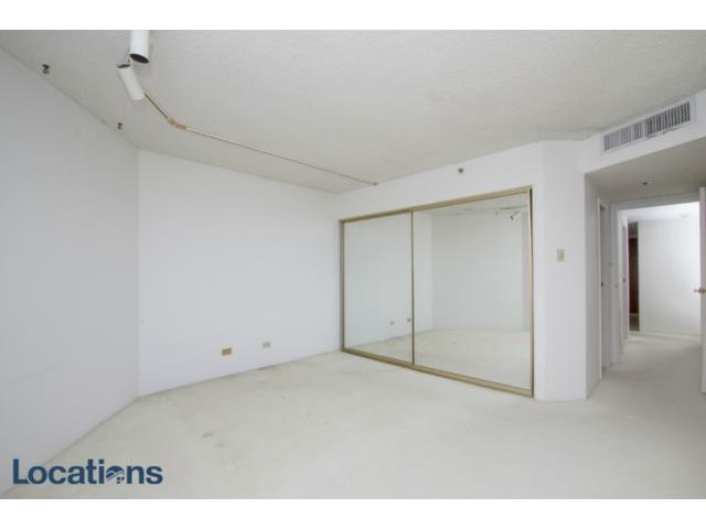 583 Kamoku Street  Unit 2807