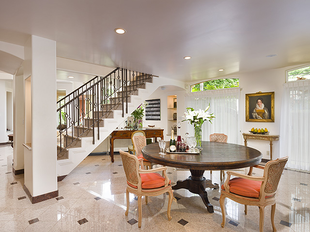 3063 Diamond Head Road