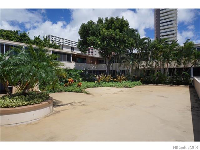 1423 Emerson Street  Unit 111