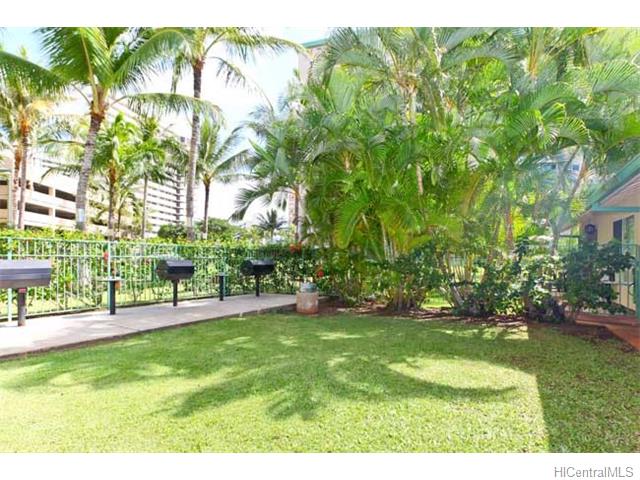 3009 Ala Makahala Place  Unit 213