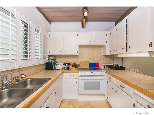 4836 Kilauea Avenue  Unit 3