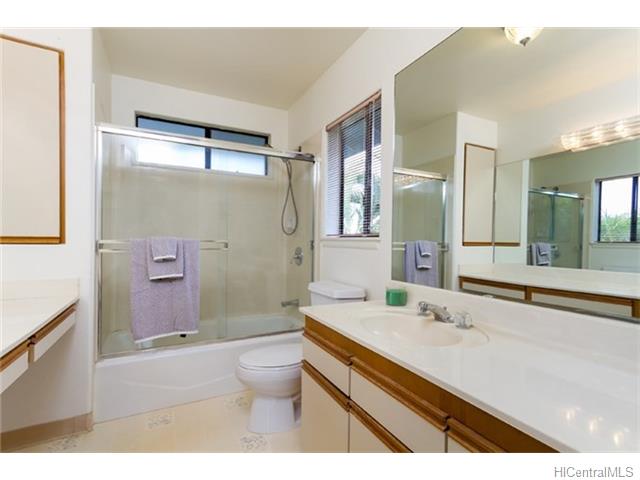 740 11th Avenue  Unit B