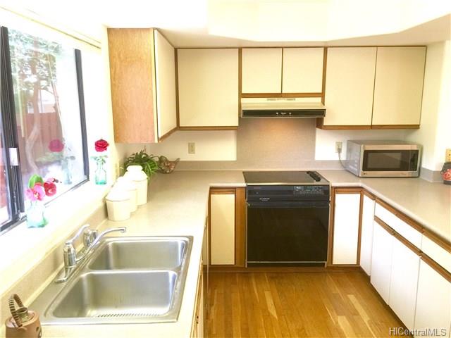 740 11th Avenue  Unit B