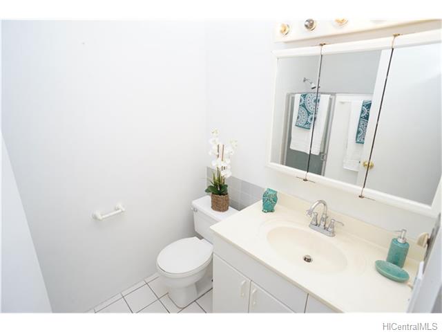 1700 Makiki Street  Unit 107