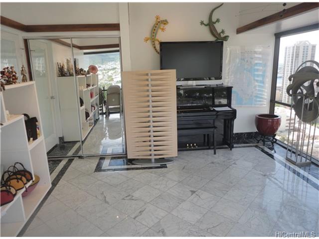 1188 Bishop Street  Unit 2008