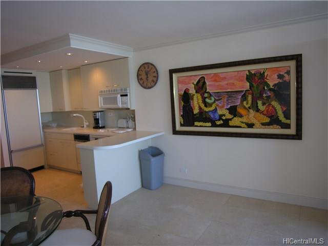 2999 Kalakaua Avenue  Unit 202