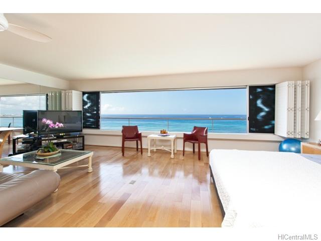 2895 Kalakaua Avenue  Unit 1202