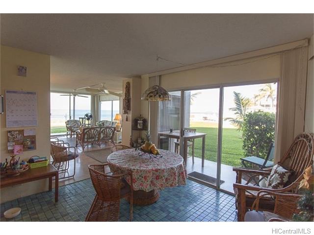 87-561 Farrington Highway  Unit 102