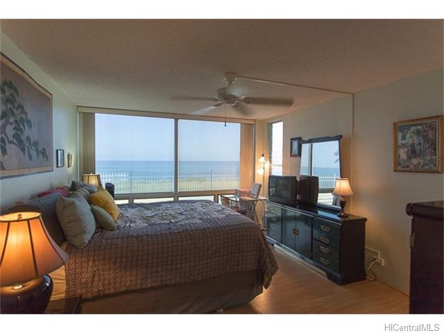 87-561 Farrington Highway  Unit 102