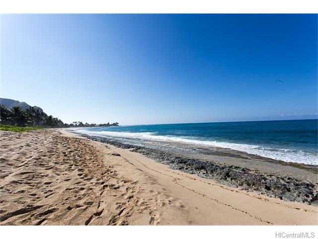 87-561 Farrington Highway  Unit 102