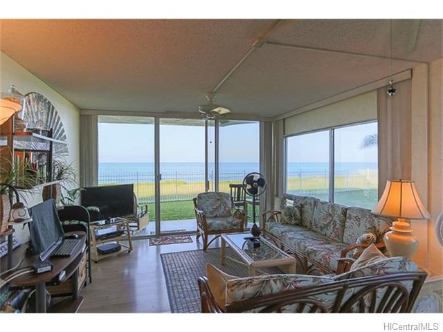 87-561 Farrington Highway  Unit 102