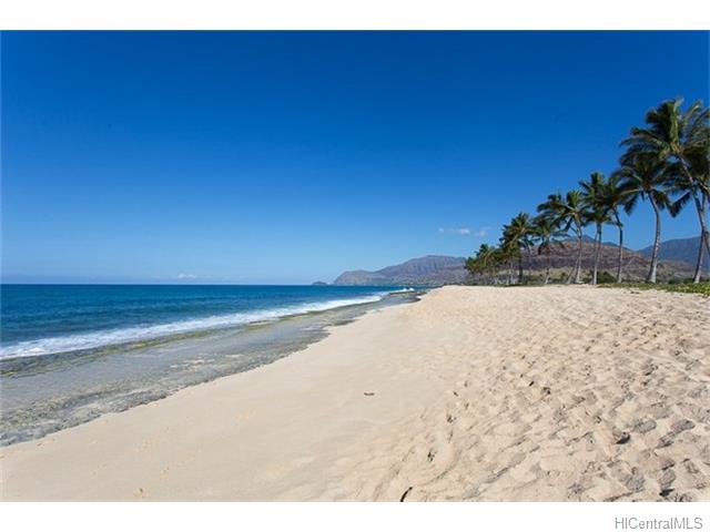 87-561 Farrington Highway  Unit 102