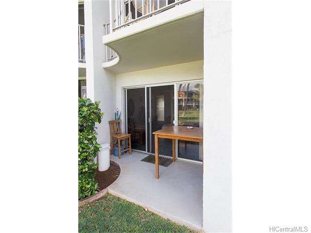 87-561 Farrington Highway  Unit 102