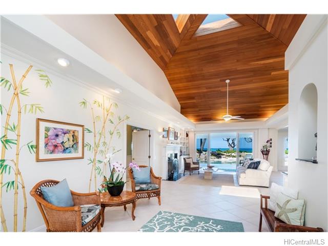 200 S Kalaheo Avenue
