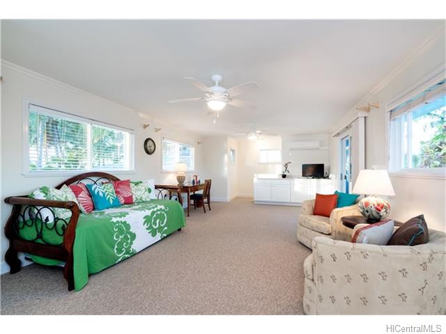 200 S Kalaheo Avenue