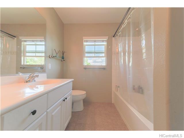 91-2074 Kaioli Street  Unit 3904