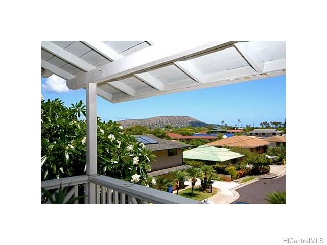 306 Moomuku Place