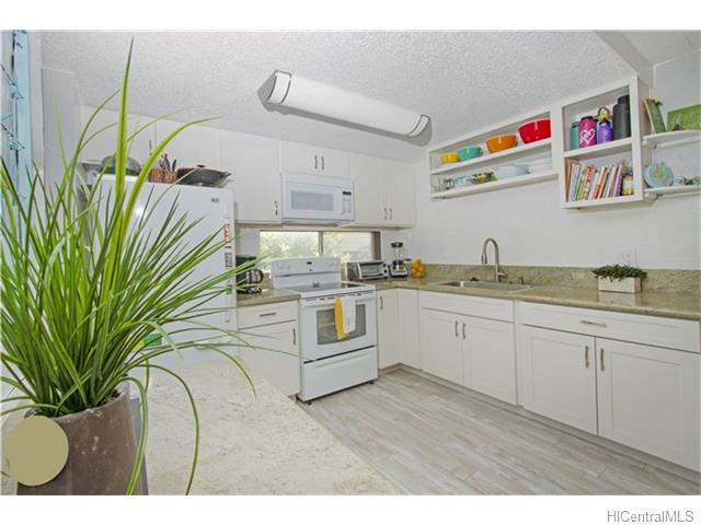 98-360 Koauka Loop  Unit 206