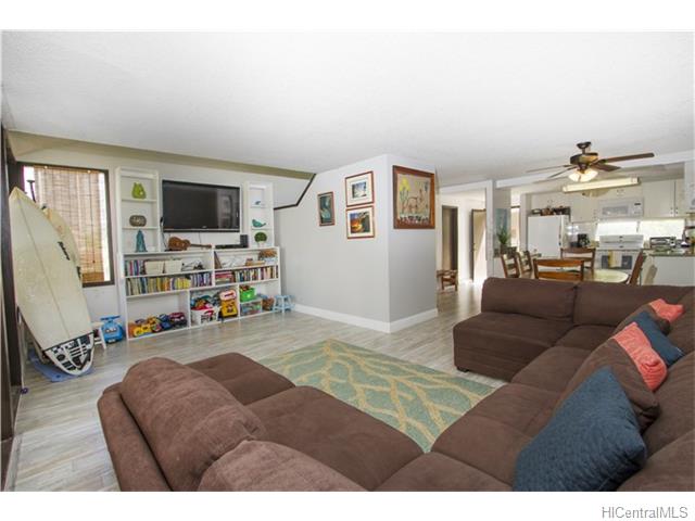98-360 Koauka Loop  Unit 206