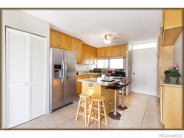 2421 Ala Wai Boulevard  Unit 1504