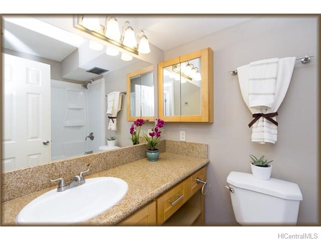 2421 Ala Wai Boulevard  Unit 1504