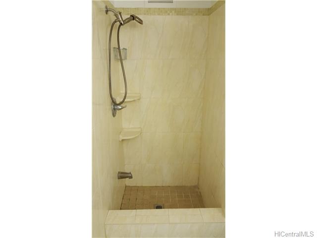 2651 Kuilei Street  Unit B84