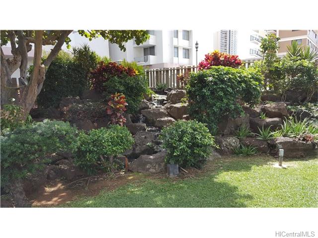 2651 Kuilei Street  Unit B84