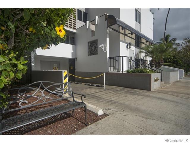 2611 Ala Wai Boulevard  Unit 706