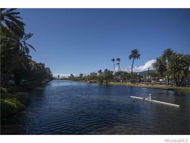 2611 Ala Wai Boulevard  Unit 706