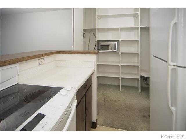 2611 Ala Wai Boulevard  Unit 706