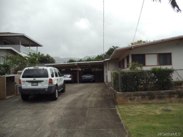 558 Ulumu Street