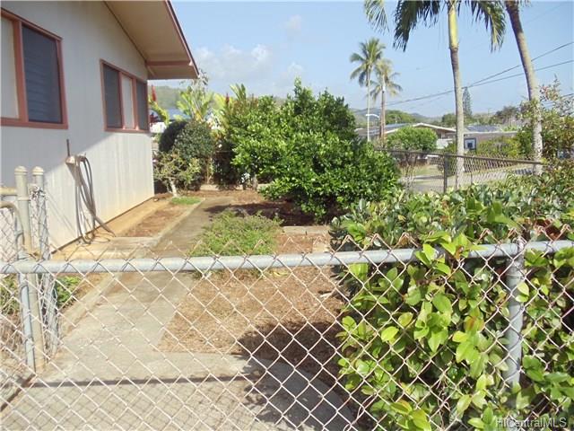 558 Ulumu Street