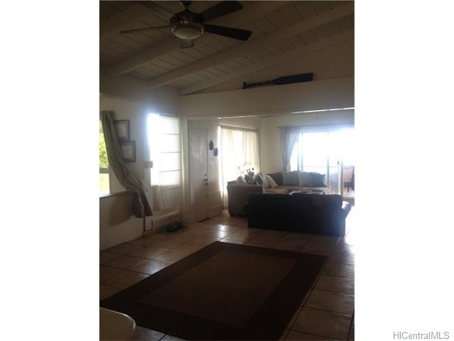 68-695 Farrington Highway