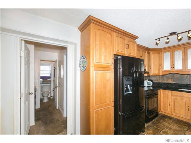 303 Liliuokalani Avenue  Unit 1104