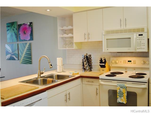 84-680 Kili Drive  Unit 702