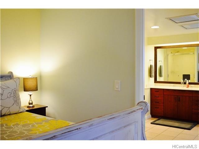 84-680 Kili Drive  Unit 702