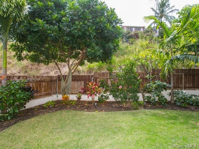 1386 Nanialii Street 1386 Nanialii Street
