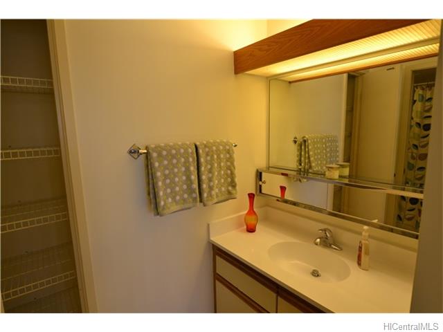 876 Curtis Street  Unit 603