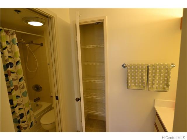 876 Curtis Street  Unit 603