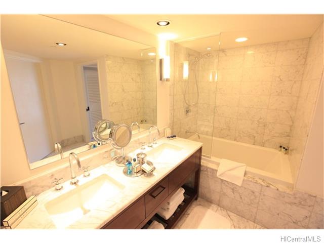 223 Saratoga Road  Unit 802