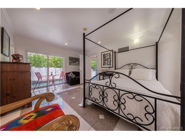 3063 Diamond Head Road