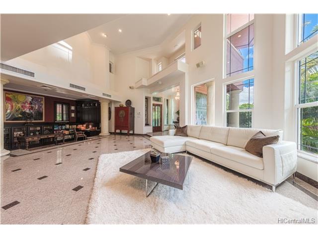 3063 Diamond Head Road