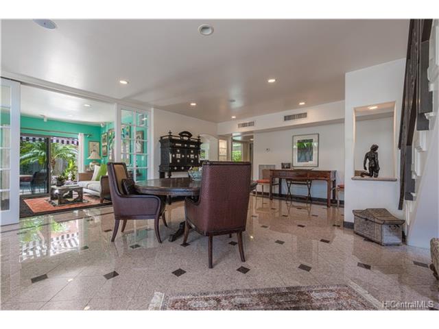 3063 Diamond Head Road