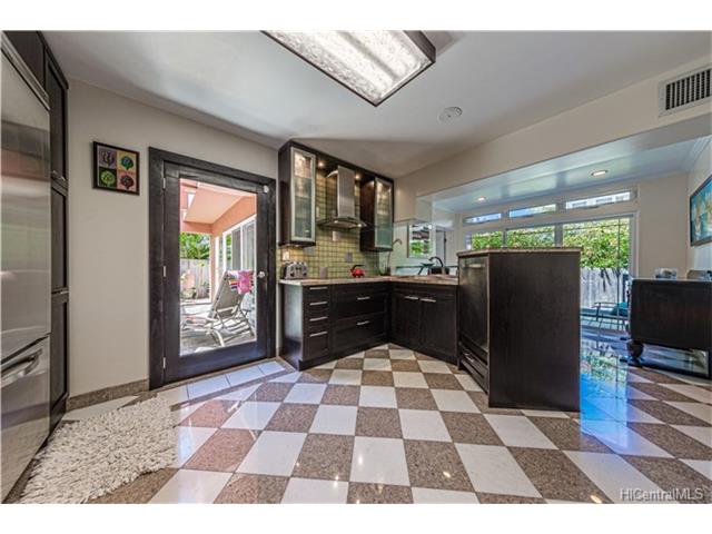 3063 Diamond Head Road