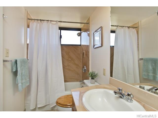 3050 Ala Poha Place  Unit E15