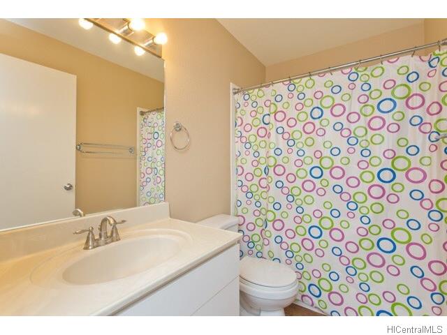 95-802 Wikao Street  Unit R202