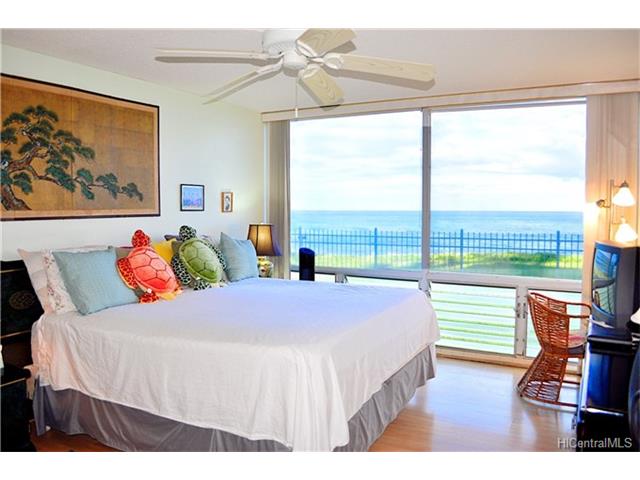 87-561 Farrington Highway  Unit 102